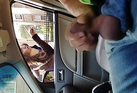 Незнакомец трахается с доставкой