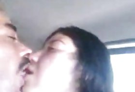 Блядь трахается в колготках, замаскированных