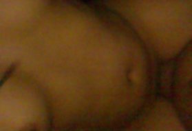 Две блондинки-би-девочки, трахающиеся перед ливнем