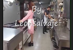 Дедушка трахает сладкого брата по соседству