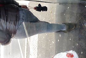 Зрелую Латину дразнили сзади