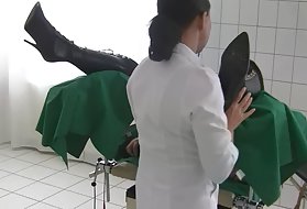 Лесбийская влагалище лизала в позиции