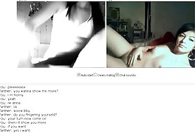 трахает блондинку в горле и влагалище